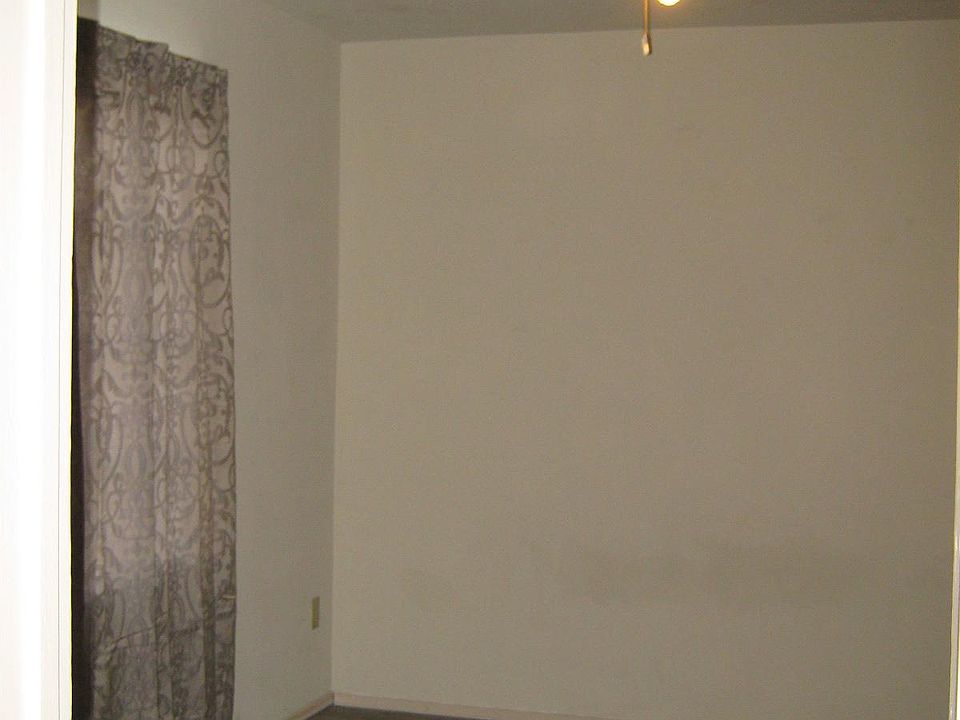 2nd image of 4964 71st St