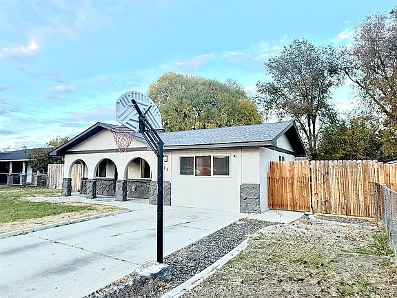 3rd image of 113 Nogales Ct