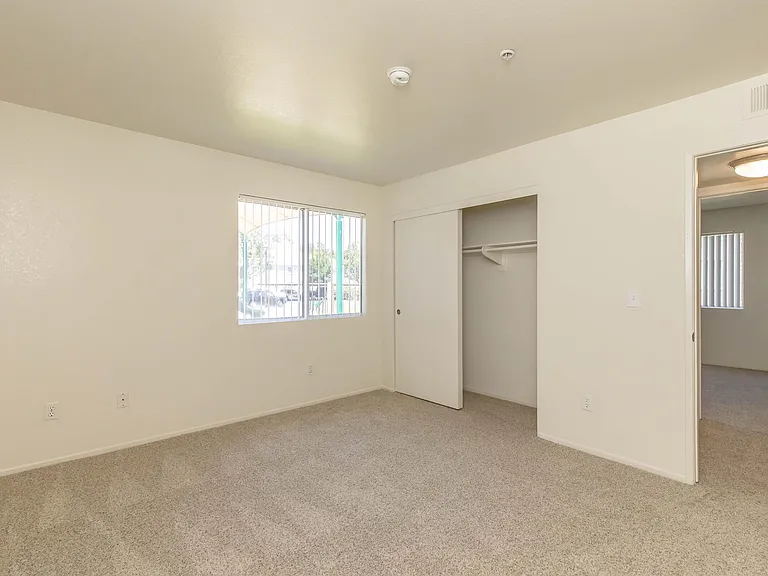Cambridge Village Apartments — Photo 52