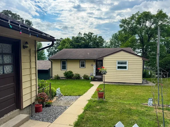 7450 36th St NE, Willmar, MN 56201