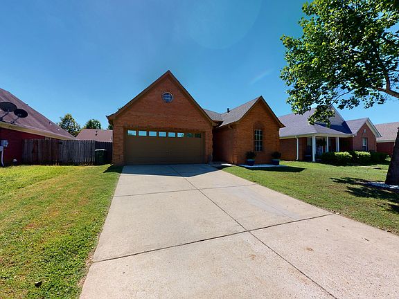 3rd image of 5787 Alexandria Ln