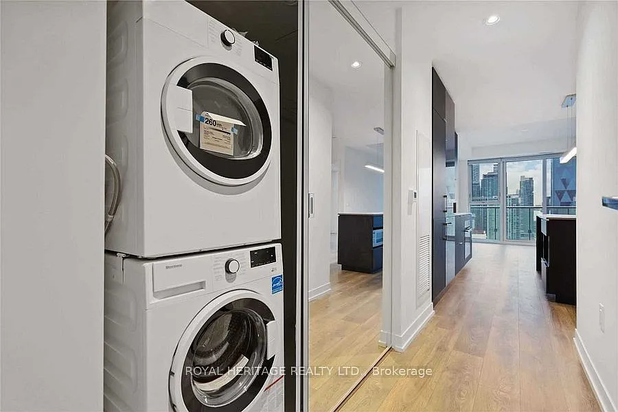 1 bed, $2,300 — Photo 4