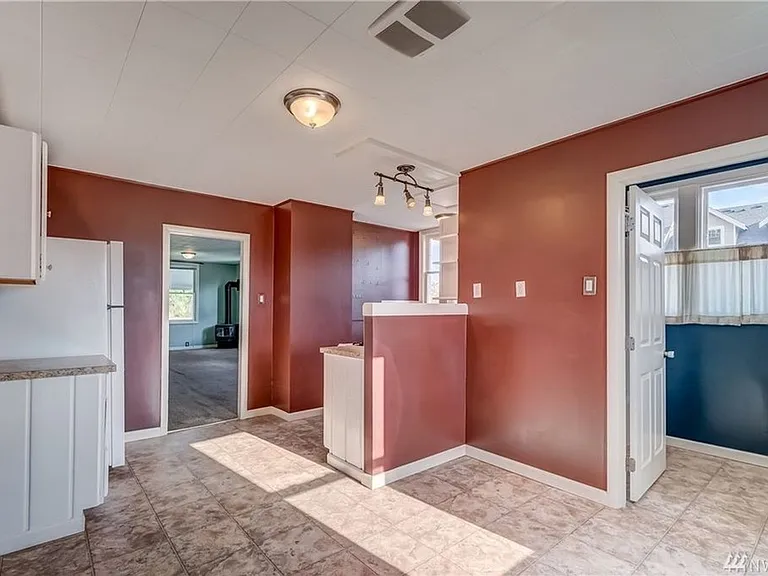 1254 Franklin St — Photo 3