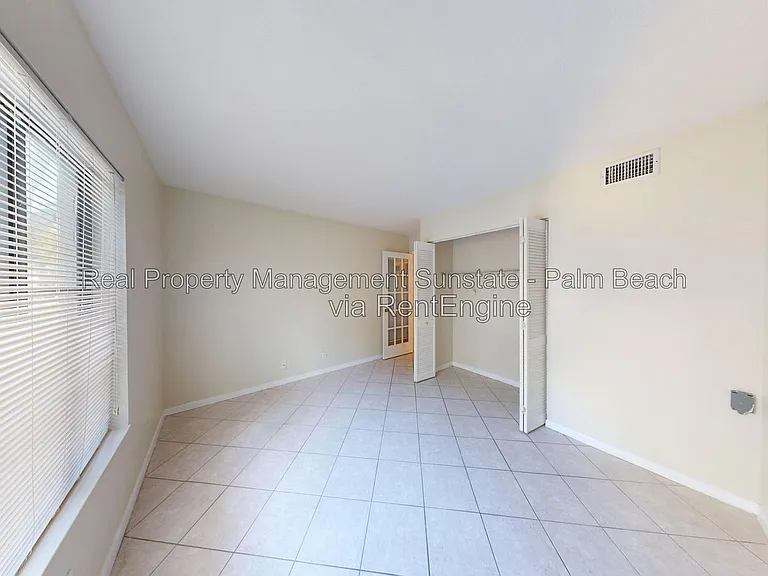 1015 Green Pine Blvd #C2 — Photo 15