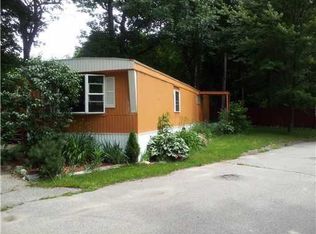 8 Davis Dr, Glocester, RI 02814