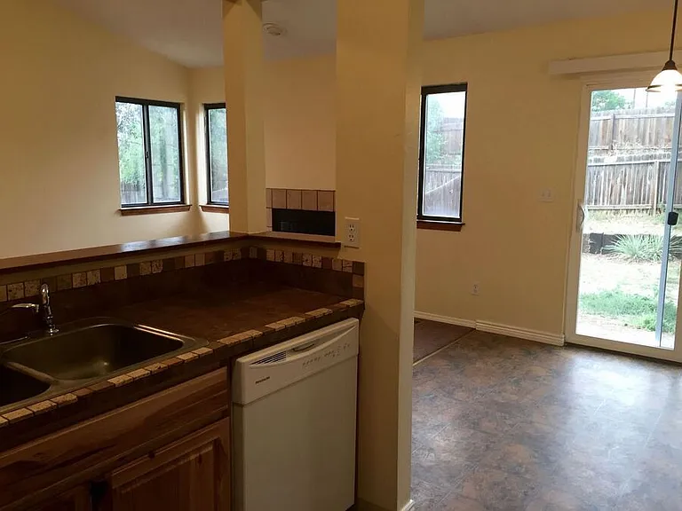 6460 Mohican Dr — Photo 5