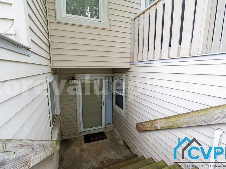 1617 Riedel Rd — Photo 4
