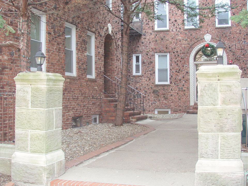 30 West Harriet Ave, Palisades Park NJ