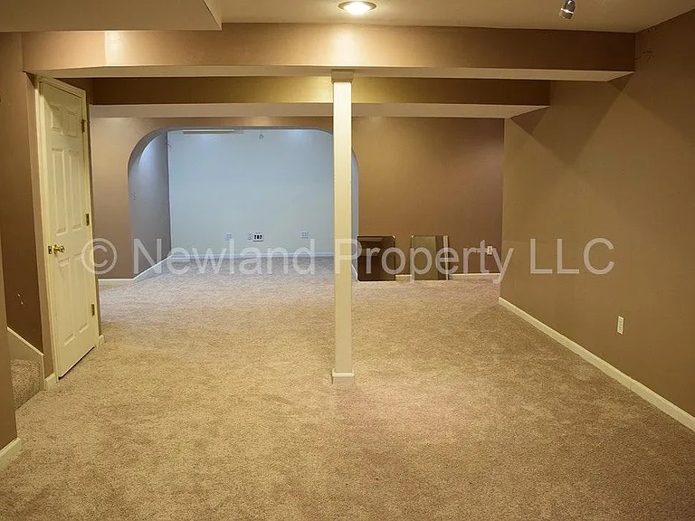14306 S Summit Ct — Photo 32