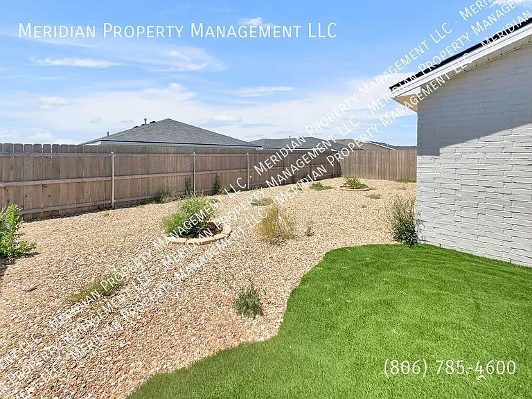 7415 35th St — Photo 33