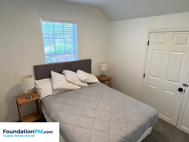 486 High Point Ter — Photo 11
