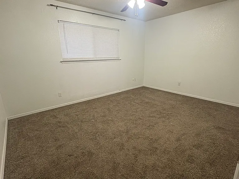 3417 Risner Pl #B — Photo 17