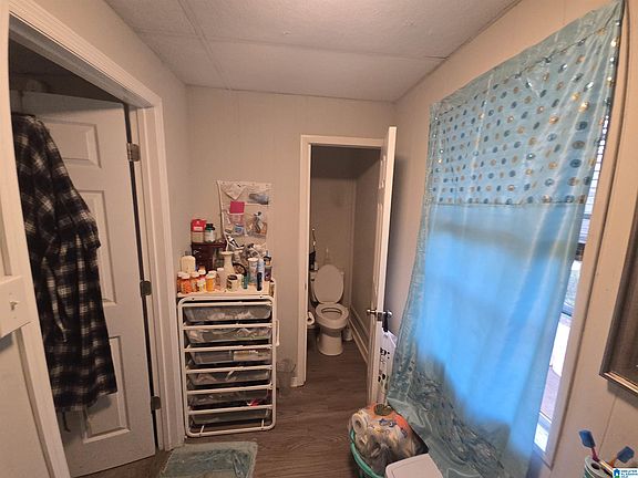 4th image of 1520 20th Pl SW