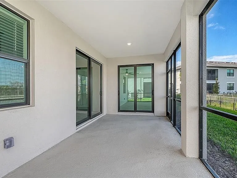 5624 Summit Pointe Cir #104 — Photo 23