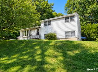 129 Mueller Drive, Hamden, CT 06514