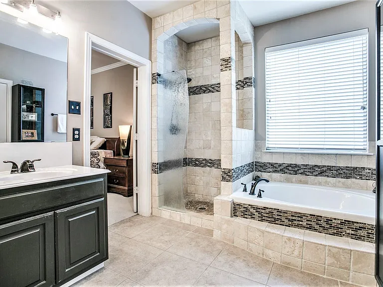 5424 Oakley Rd — Photo 16