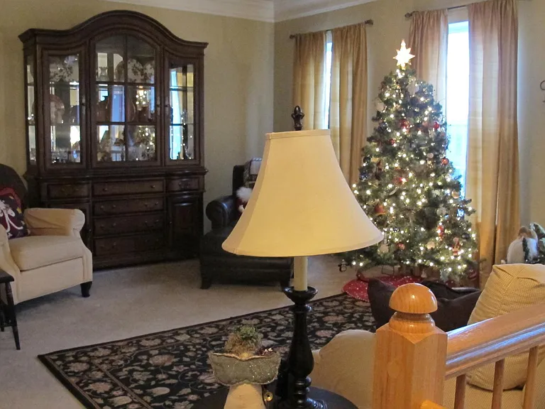 Chevy Chase St — Photo 2