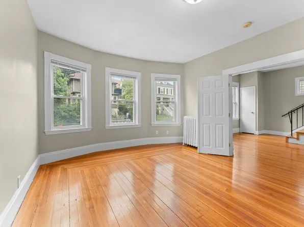 45 Highland Ave, Winthrop, MA 02152