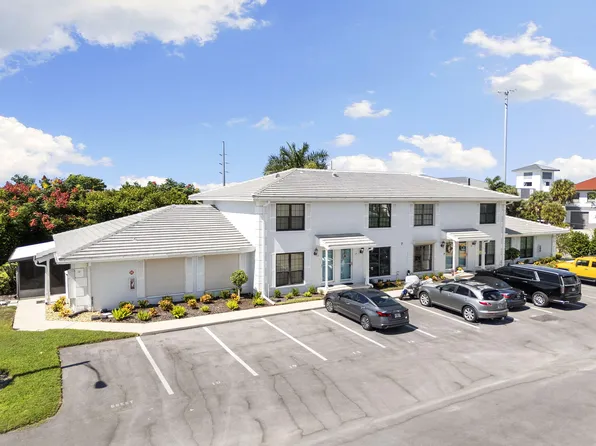 14 Marco Villas Dr #P-3, Marco Island, FL 34145