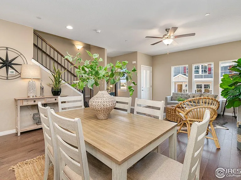 2473 Crown View Dr #5 — Photo 7