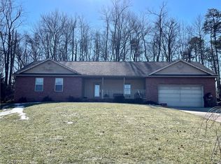 109 Mission Dr, Marietta, OH 45750