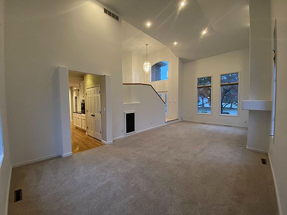 Great room (1st floor)