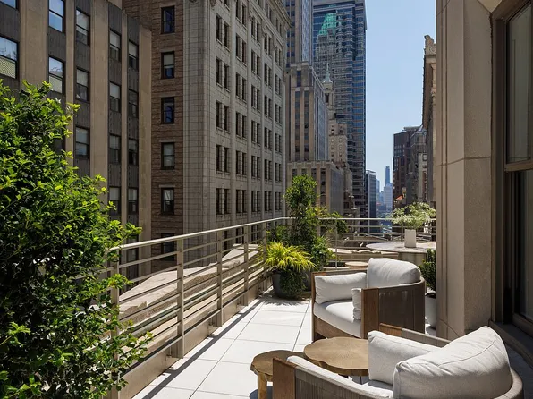 1 Wall St APT 2513, New York, NY 10005