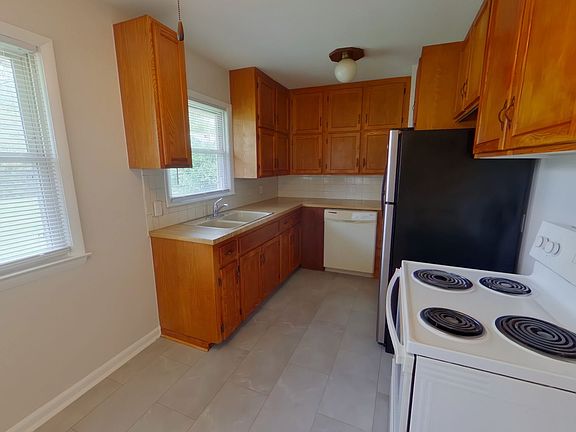 5th image of 7602 E Gilbert St