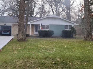 1621 Autumn Dr, Racine, WI 53402