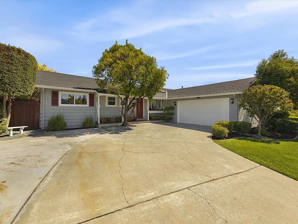 1st image of 20327 Clifden Way