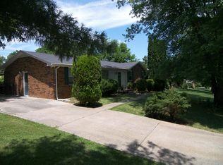 614 Paddy Run Rd, Clarksville, TN 37042