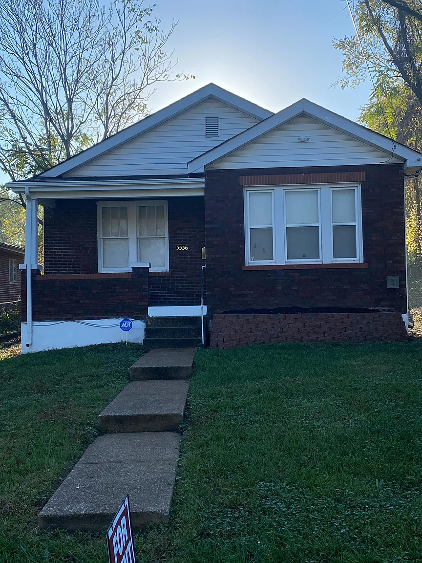5536 Helen Ave photo 1