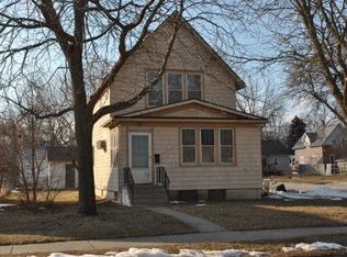 821 Minnesota Ave, Albert Lea, MN 56007