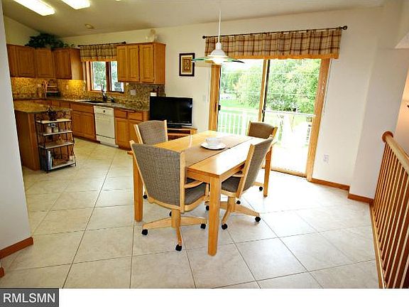 4th image of 3965 Zanzibar Ln N