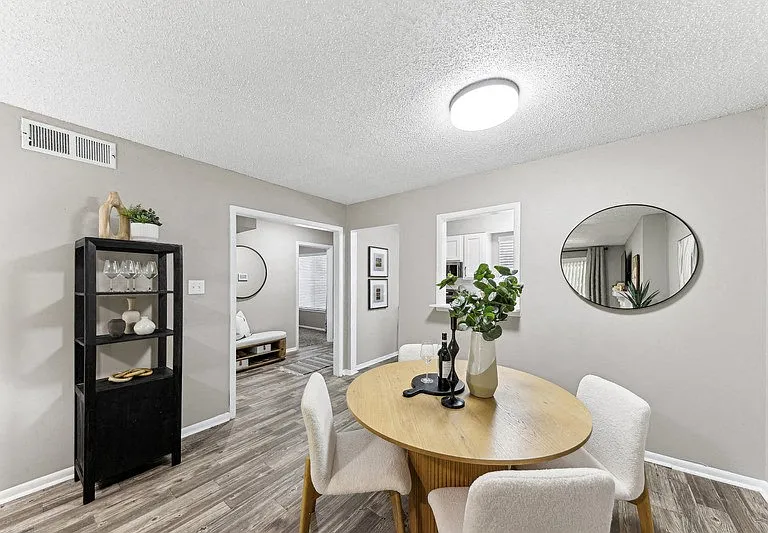 The Kenzie Apartment Homes — Photo 20