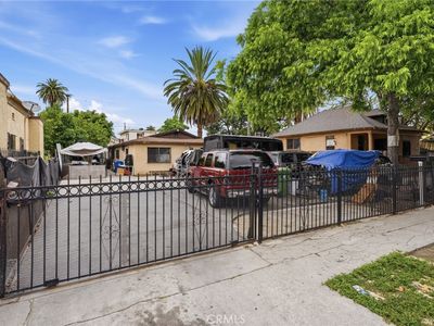1139 E 42nd Pl, Los Angeles, CA, 90011