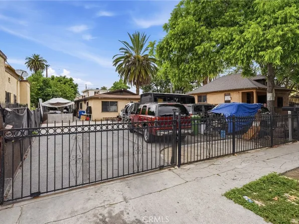 1139 E 42nd Pl, Los Angeles, CA 90011