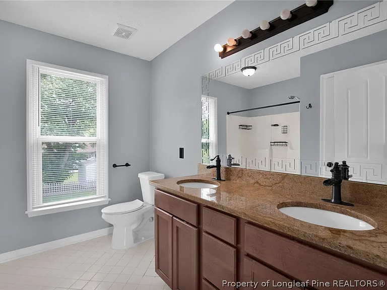 1183 Helmsley Dr — Photo 23