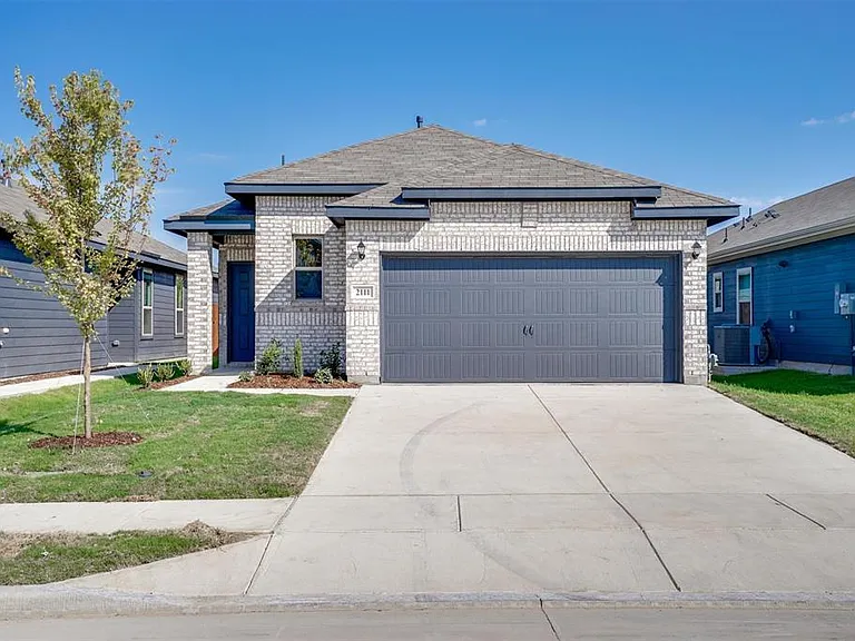 2111 River Pine Rd — Photo 1