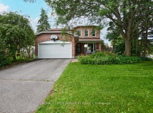 46 Dartmoor Dr, Ottawa, ON K2M 1S6