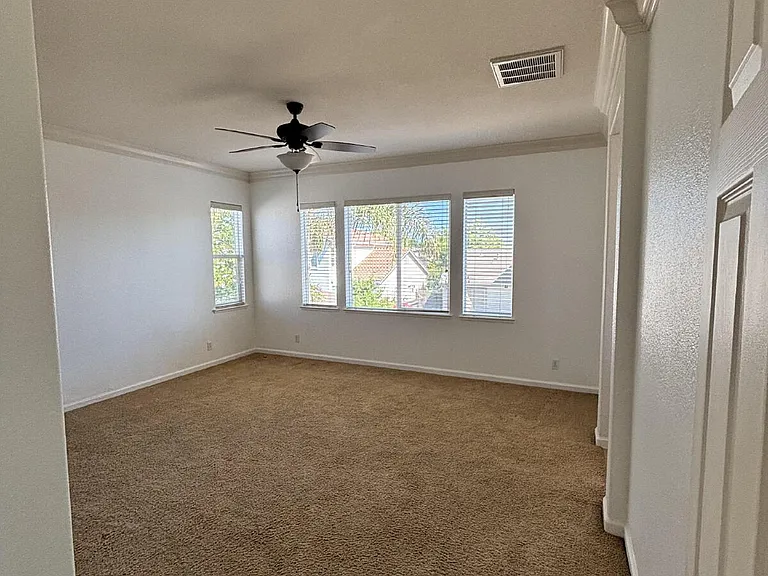 1247 Jewel Flower Dr — Photo 9
