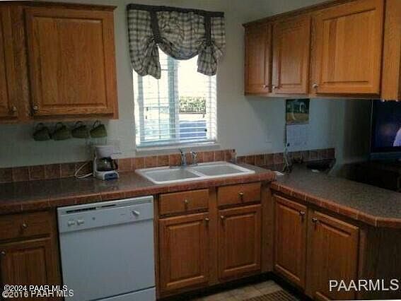 5th image of 1006 N Mountain Brush Dr