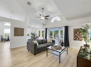 10951 Fieldfair Dr, Naples, FL 34119