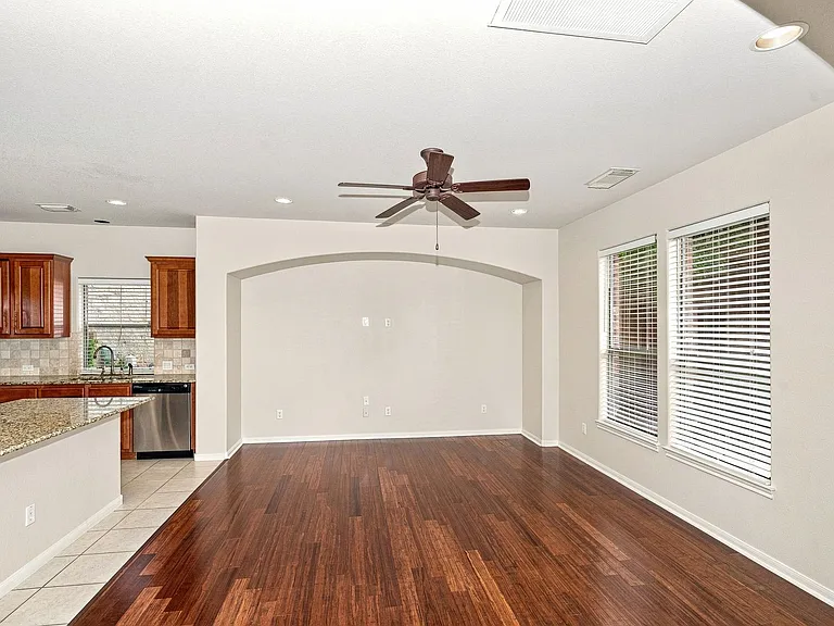 11400 Parmer Ln #90 — Photo 7