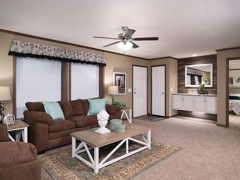 2nd image of 4365 Elmwood Ln