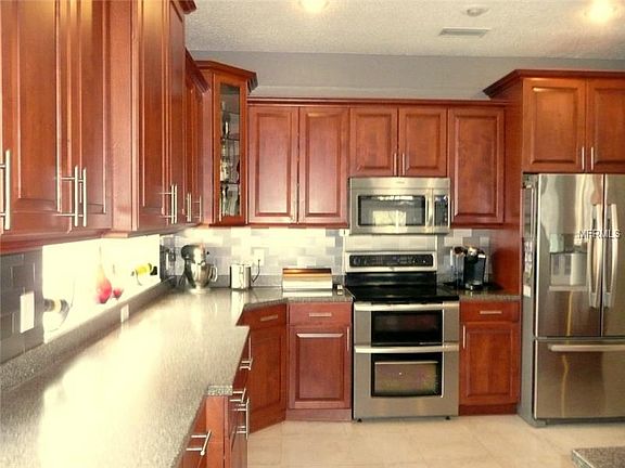 3rd image of 2085 Swan Ln