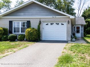 49 Mansfield Dr, Brick, NJ 08724