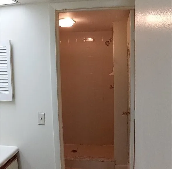 2135 Crystal Dr #45 — Photo 22