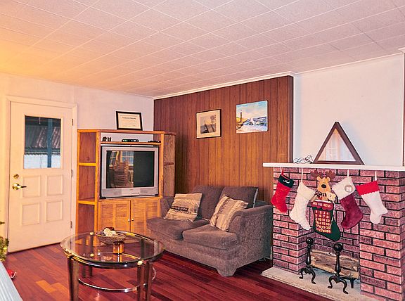 3rd image of 443 Haber Ct