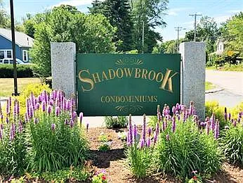 14 Shadowbrook Ln — Photo 3